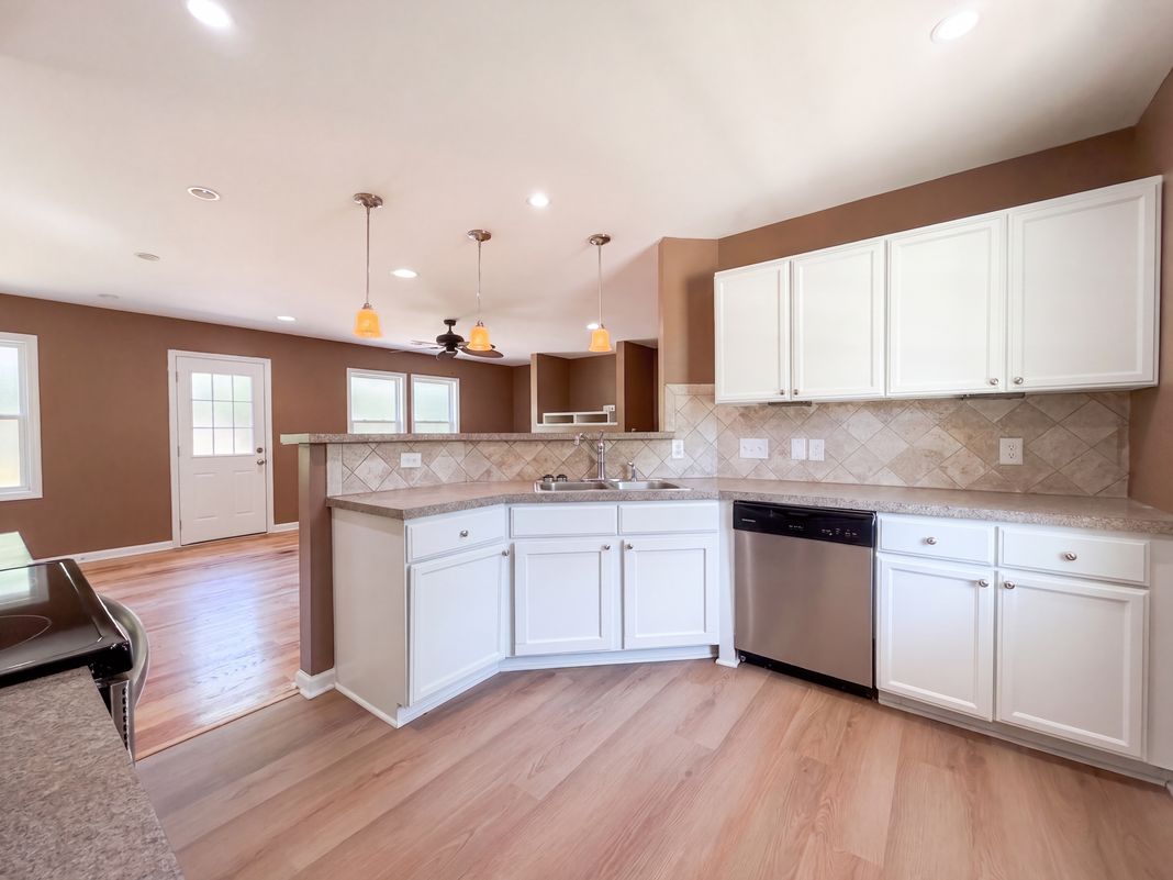 Property photo 2 of 101 Langston Ridge Dr