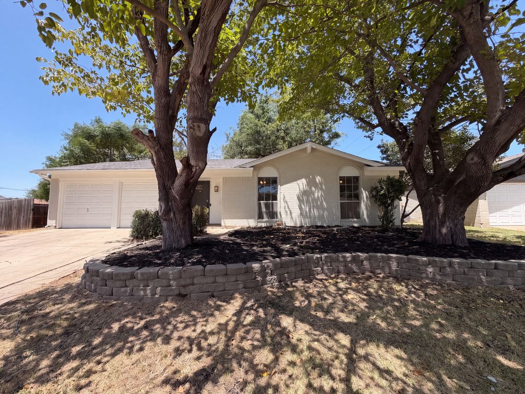 Property photo 1 of 6601 Oaklawn Dr