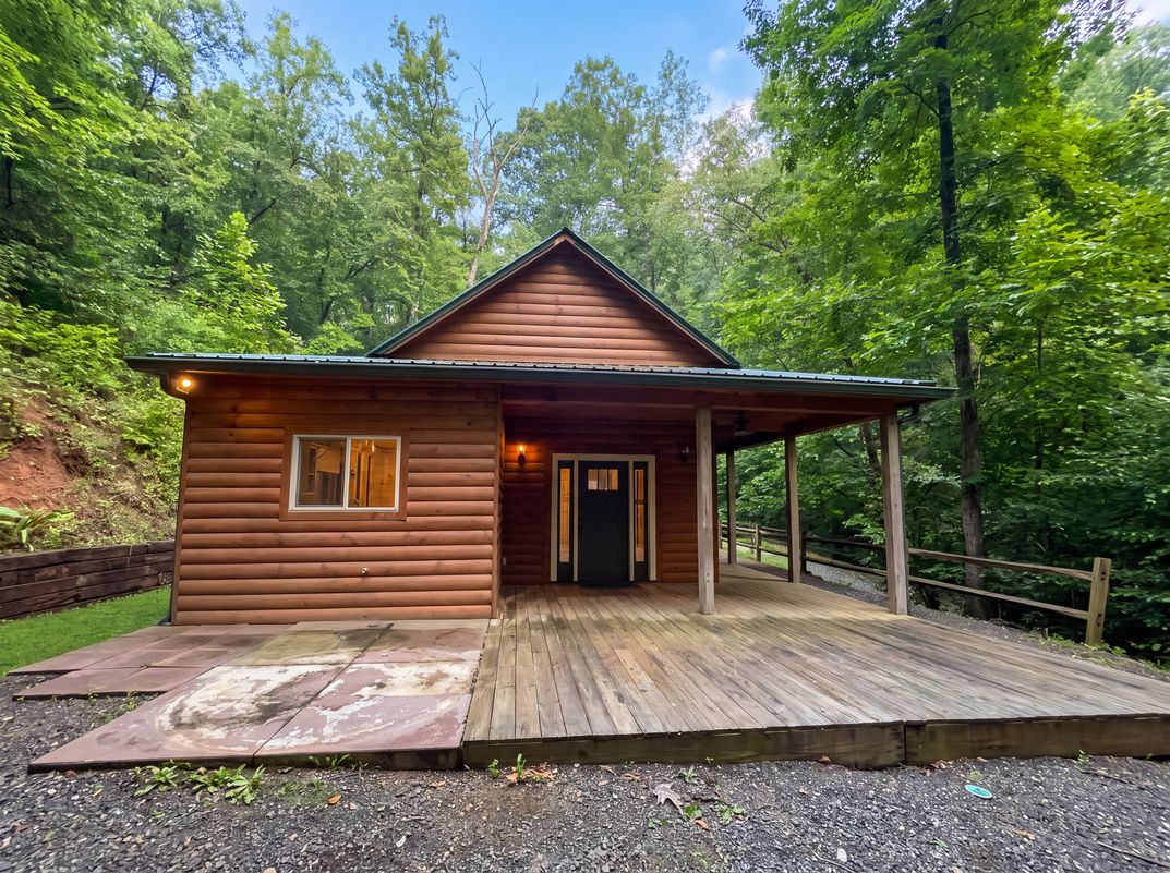 Property photo 1 of 172 Gardenia Ct