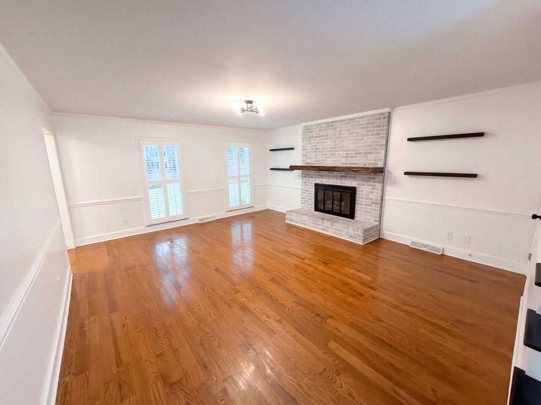 Property photo 3 of 4412 Lazy Dr