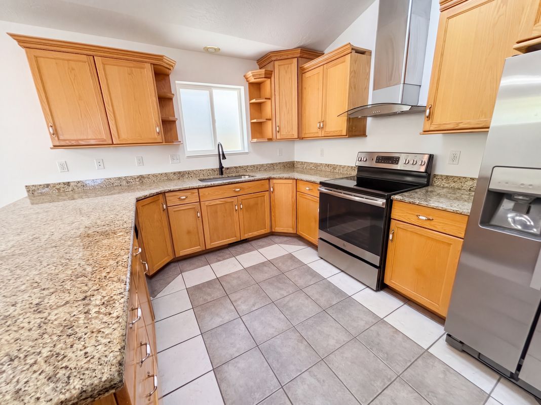Property photo 2 of 232 Bugle Way