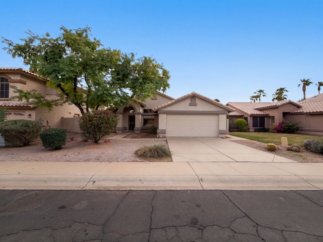 Property photo 1 of 1851 E Aspen Way
