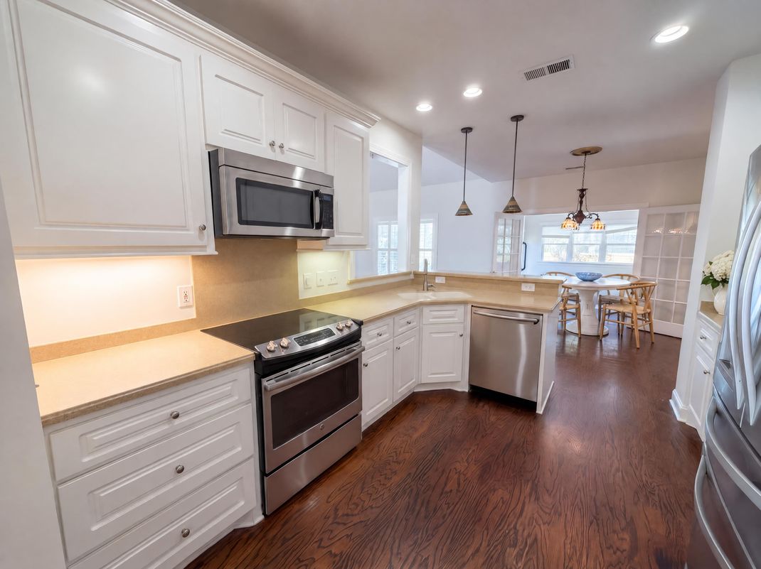 Property photo 2 of 313 Glen Eagles Dr