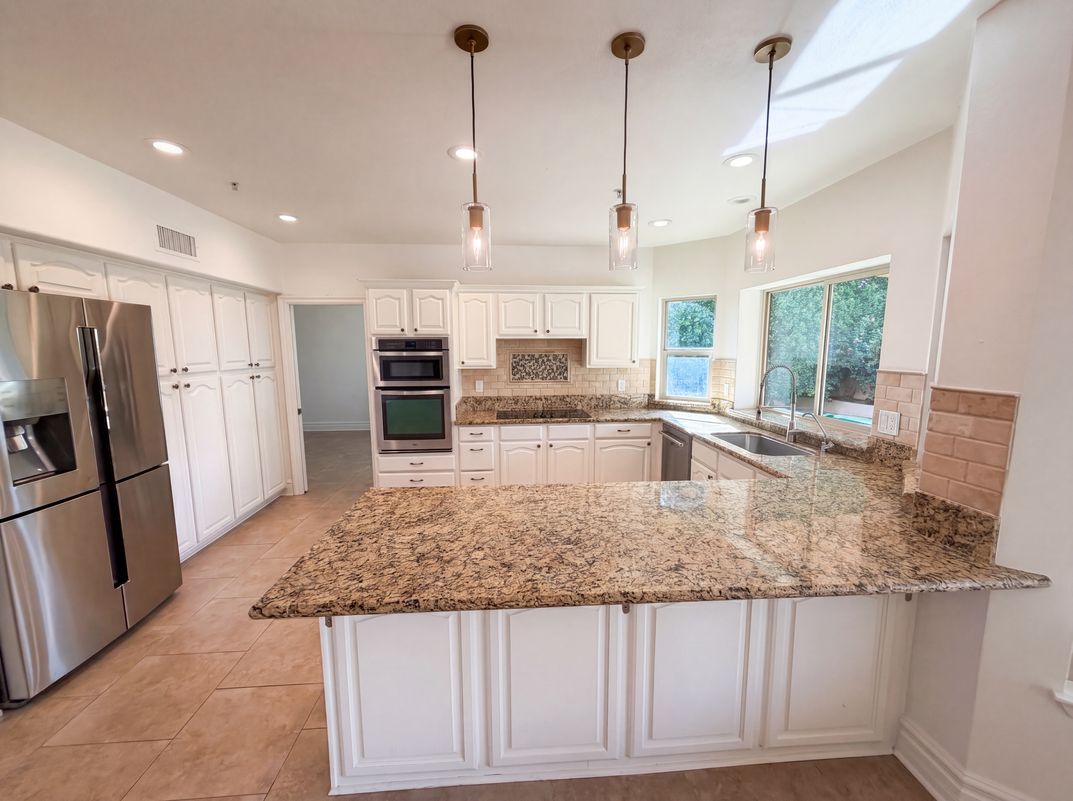 Property photo 2 of 9153 E Palm Tree Dr