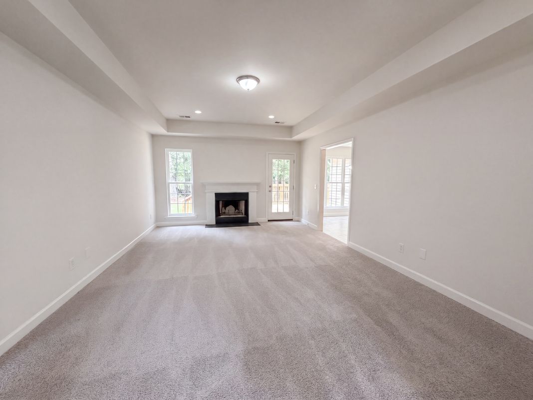 Property photo 3 of 105 Sorrel Tree Ln