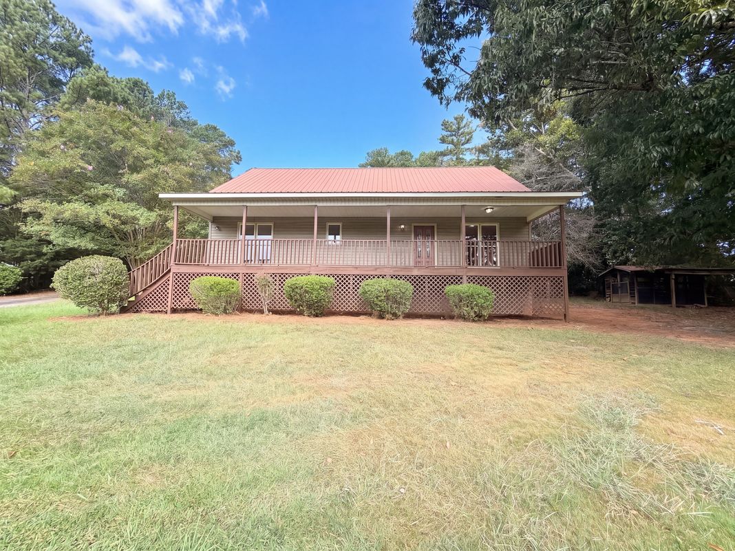 Property photo 1 of 3802 Claude Brewer Rd