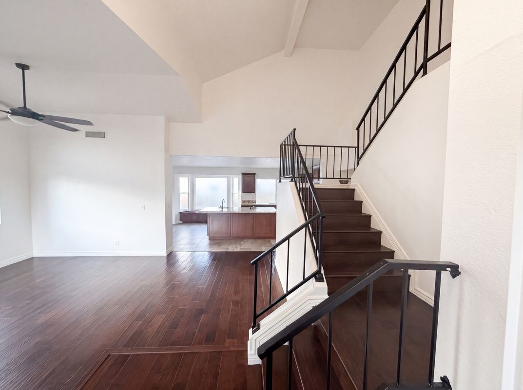 Photo 9 of 28 of 6115 W Port Au Prince Ln, Glendale, AZ