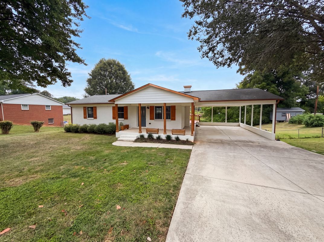Photo 17 of 19 of 123 Rowe St, Gastonia, NC