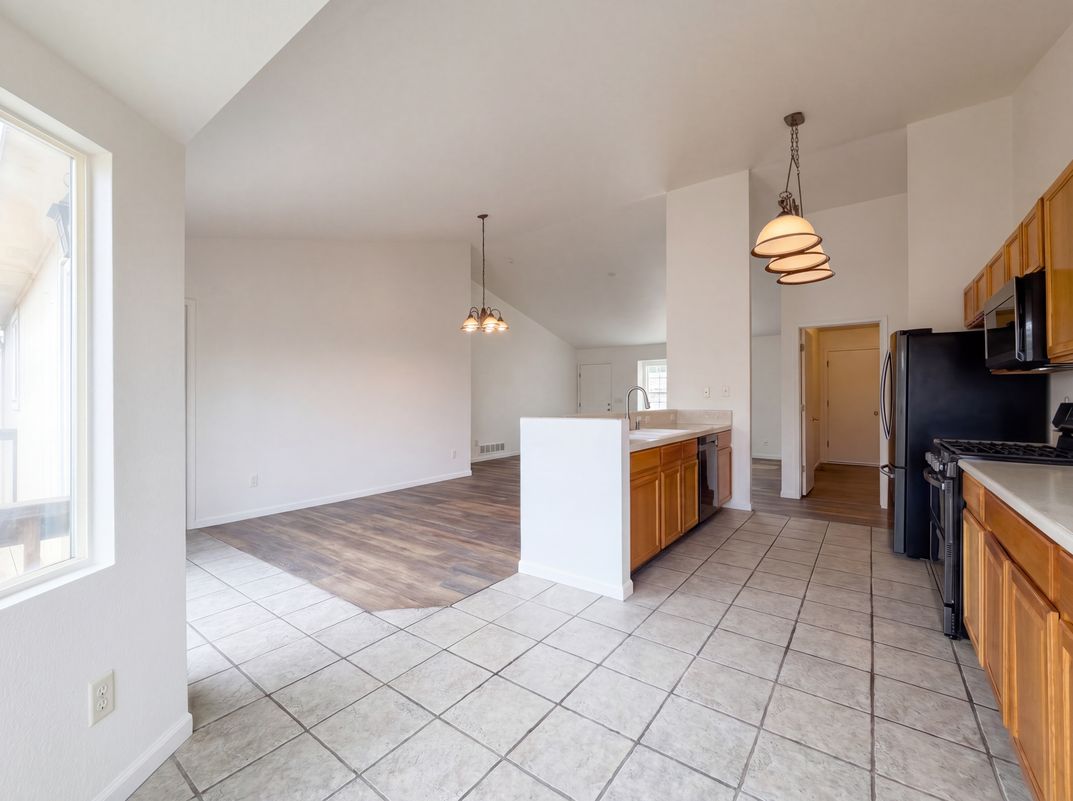 Photo 21 of 50 of 4098 La Junta Dr, Loveland, CO