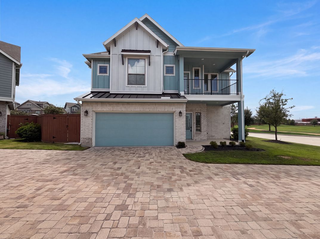 Property photo 1 of 23939 Oriole Valley Trl