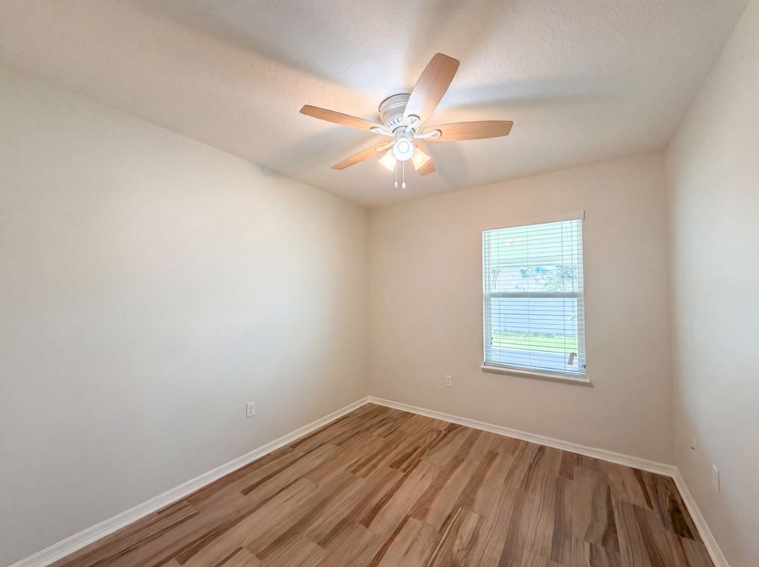 Photo 12 of 24 of 1048 Bethpage Rd, Auburndale, FL