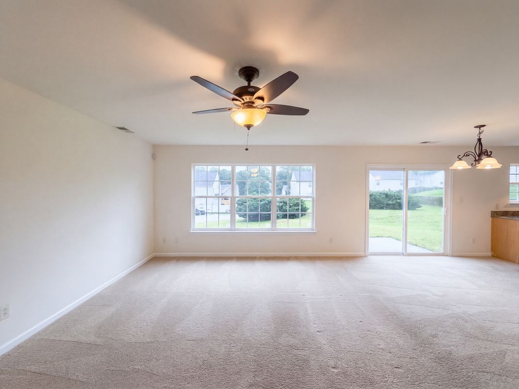 Property photo 3 of 315 Royal Grey Ct