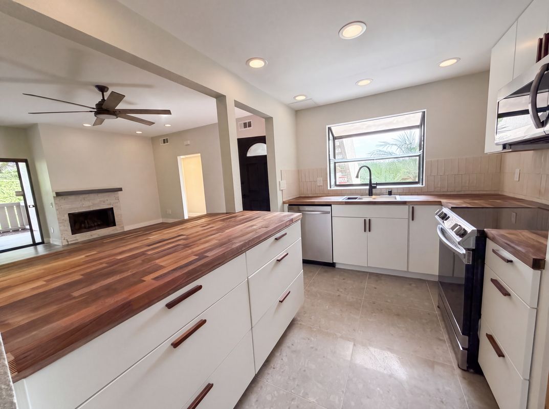 Property photo 2 of 3625 Avocado Village Ct Unit 130