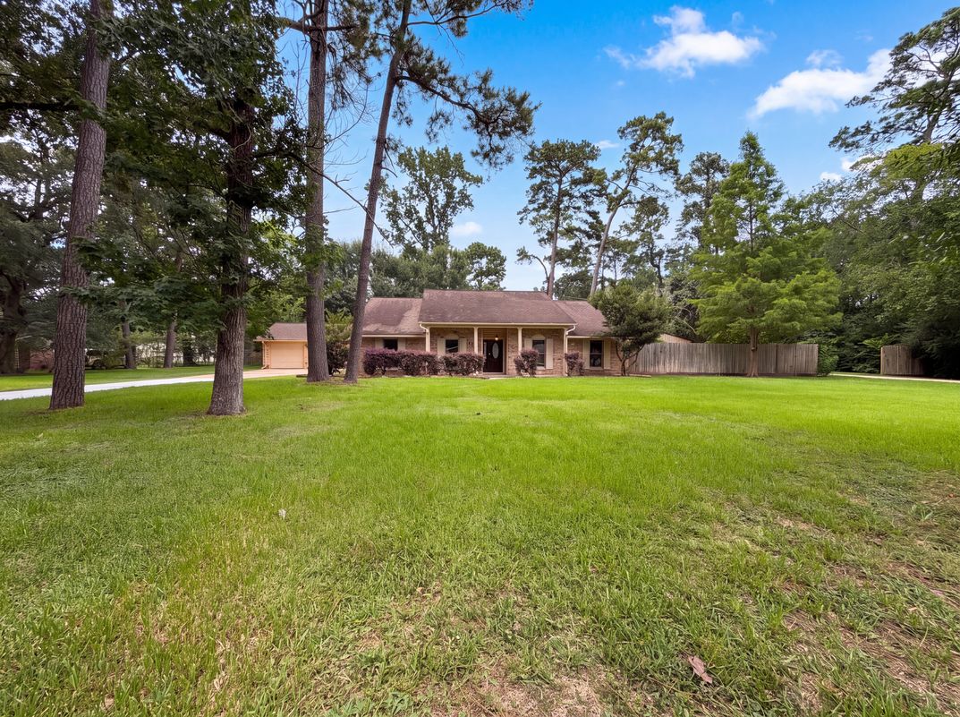 Property photo 1 of 11614 Mile Dr