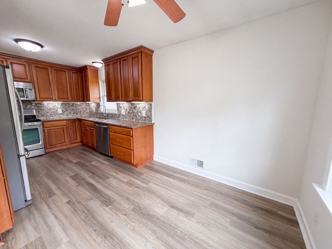 Property photo 2 of 14025 Partridge St NW