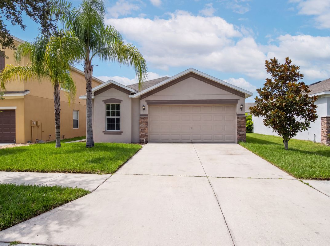 Property photo 1 of 1969 Hawks View Dr