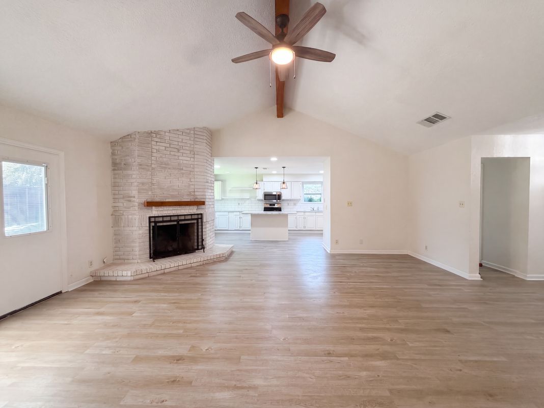 Property photo 3 of 4107 Rock Ct