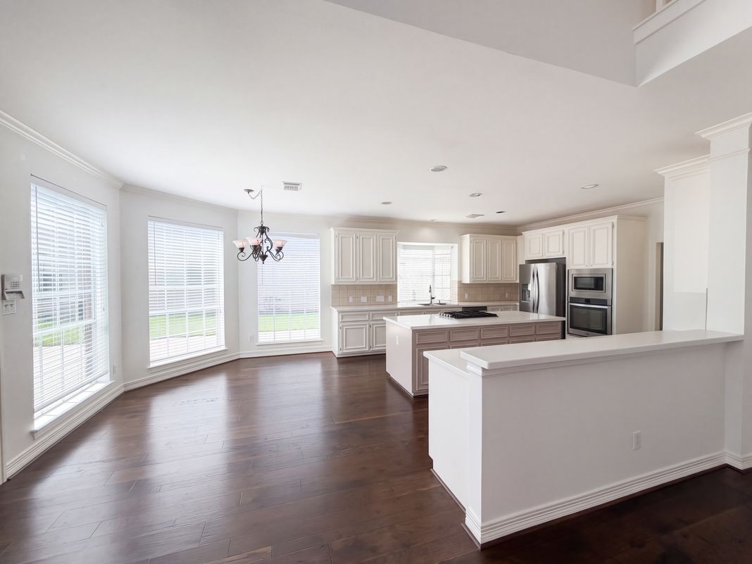 Property photo 2 of 4203 Waterside Ct