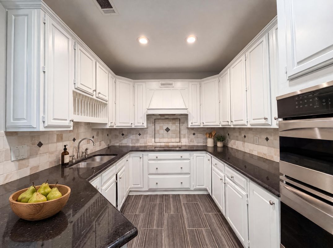 Property photo 2 of 7707 Windmere Ct