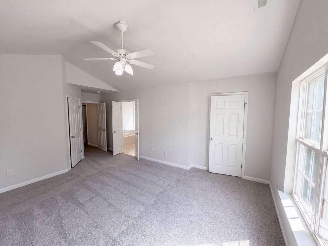 Property photo 3 of 8408 Aztec Dawn Ct