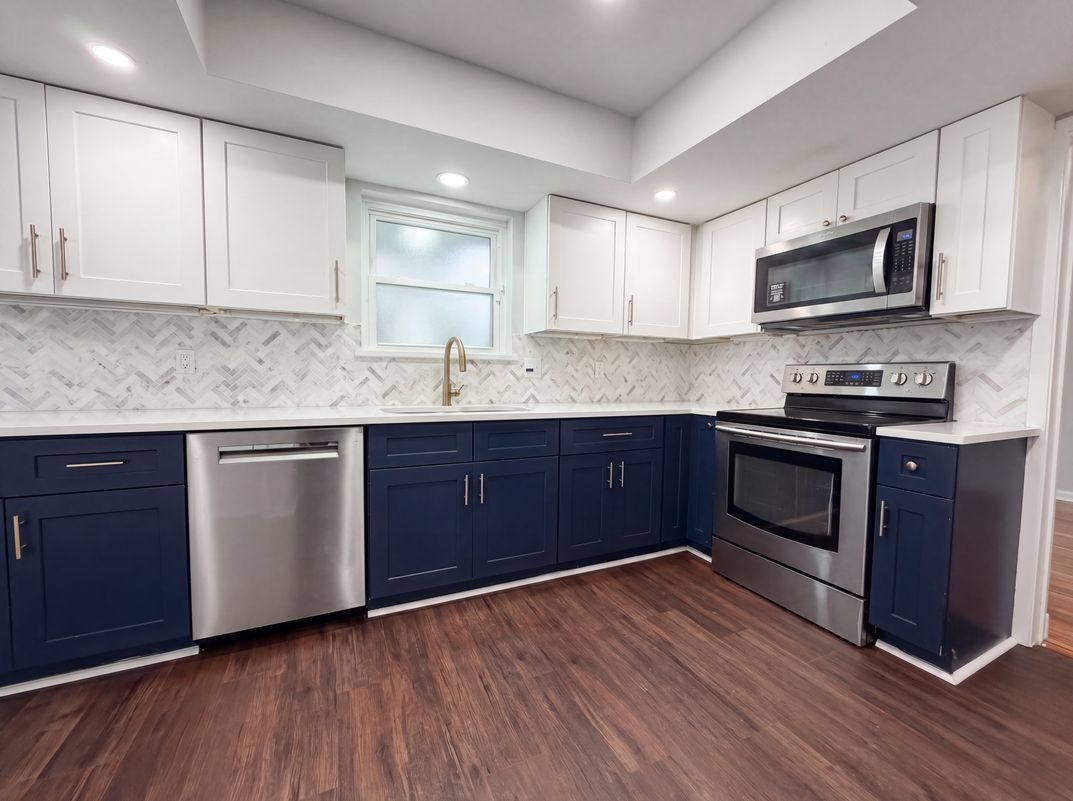 Property photo 2 of 13930 Winding Hl