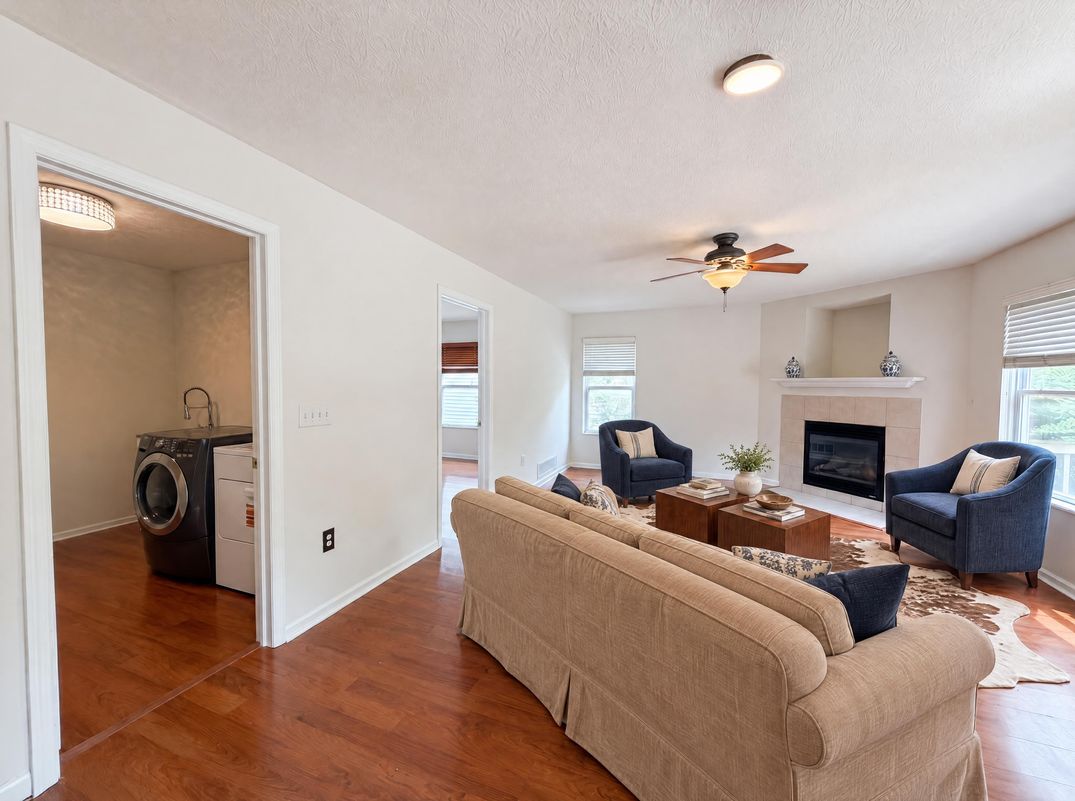 Property photo 3 of 7966 Lazelle Woods Dr