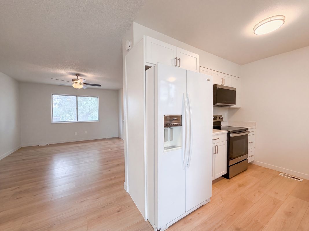 Property photo 2 of 7715 4th St