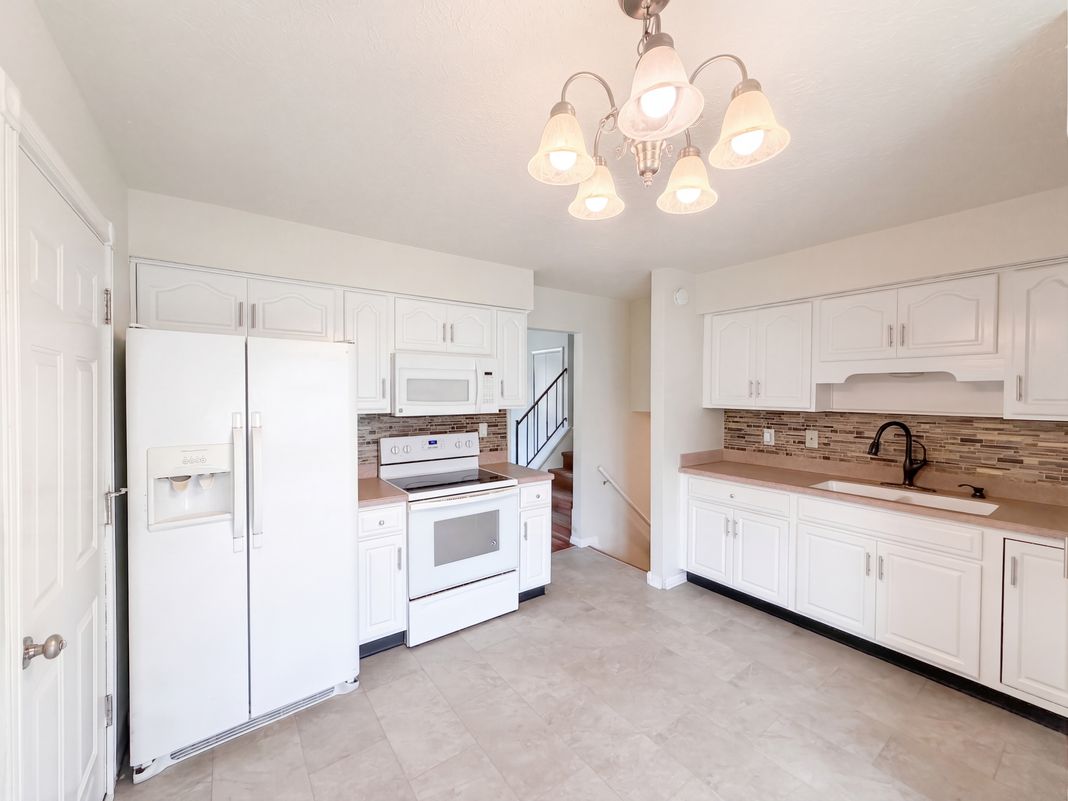 Property photo 2 of 7533 Ardwell Dr
