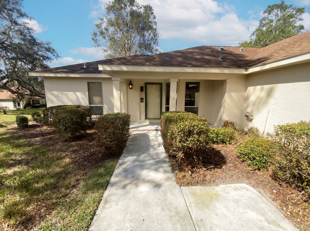 Property photo 1 of 1610 N Dalary Pt
