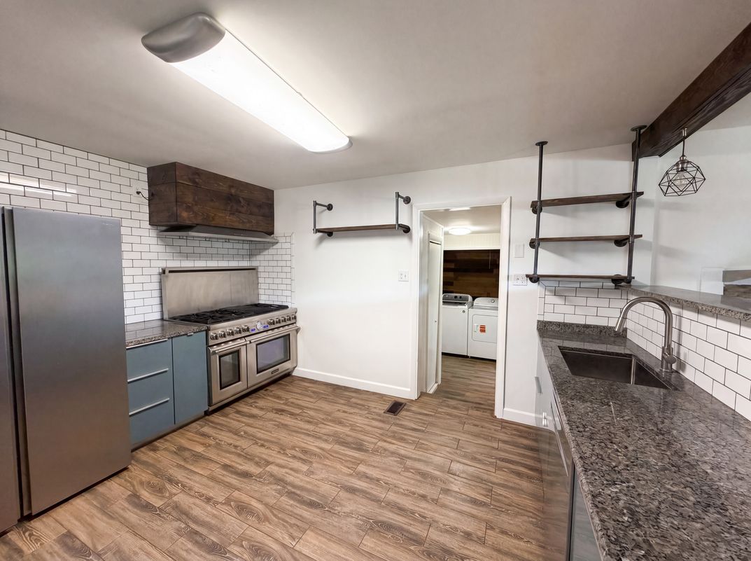 Property photo 2 of 1017 Morrell Rd