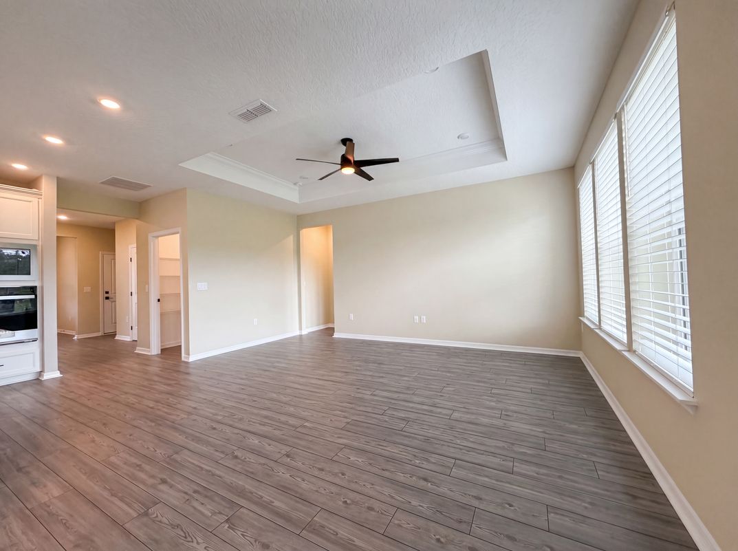 Property photo 3 of 29 Lone Cypress Way