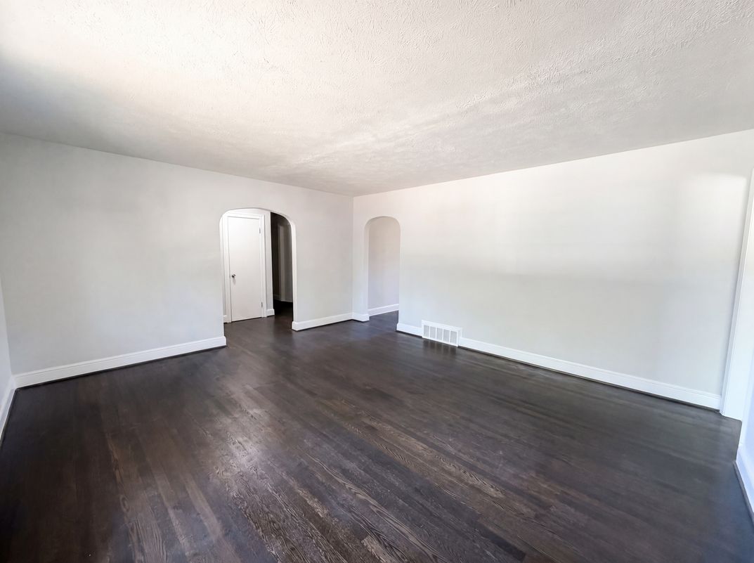 Property photo 3 of 1010 North Ave