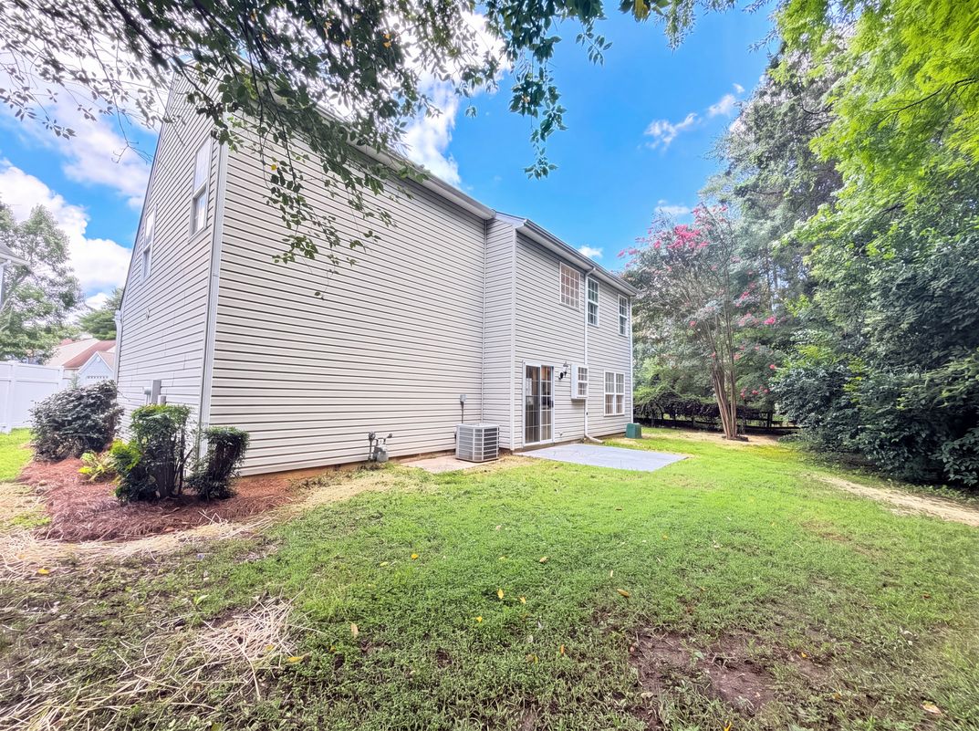 Photo 20 of 22 of 14542 Arbor Ridge Dr, Charlotte, NC