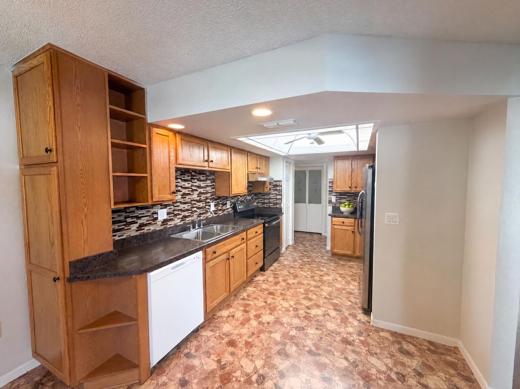 Property photo 2 of 11187 Blythville Rd