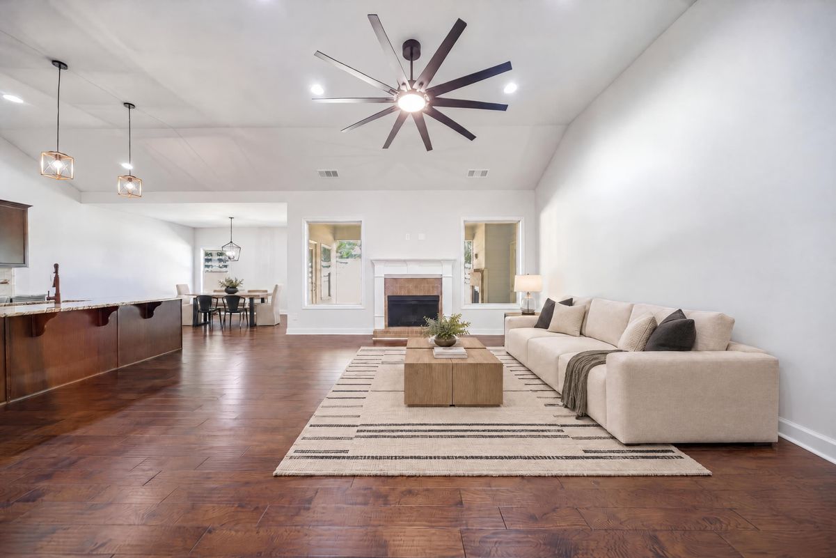Property photo 3 of 6372 Spring Cove Dr
