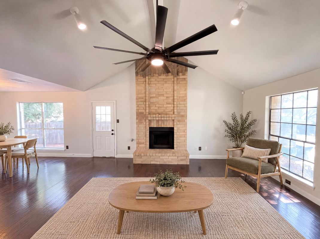 Property photo 3 of 8703 Silver Quail