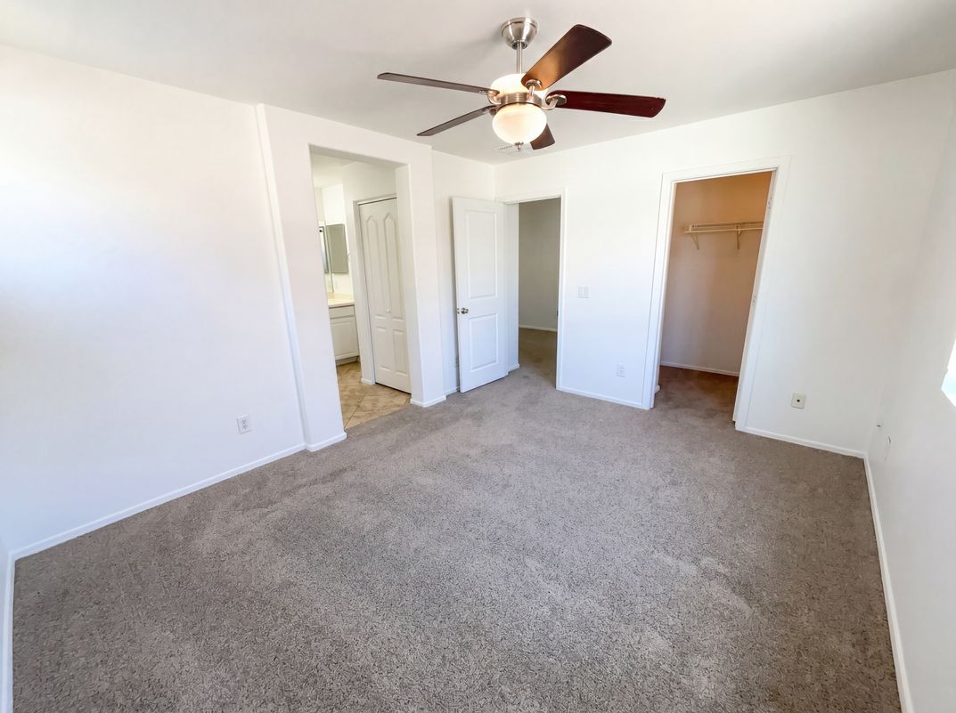 Property photo 3 of 4246 E Tyson St