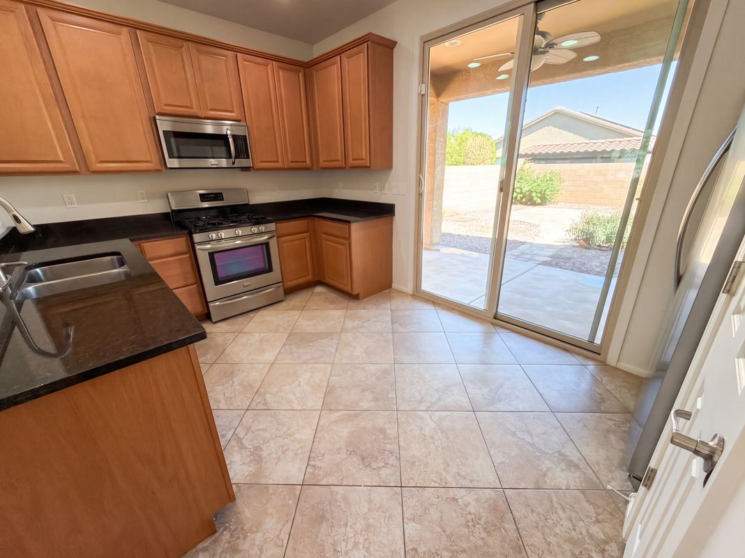 Property photo 2 of 7521 S Mountain Star Dr
