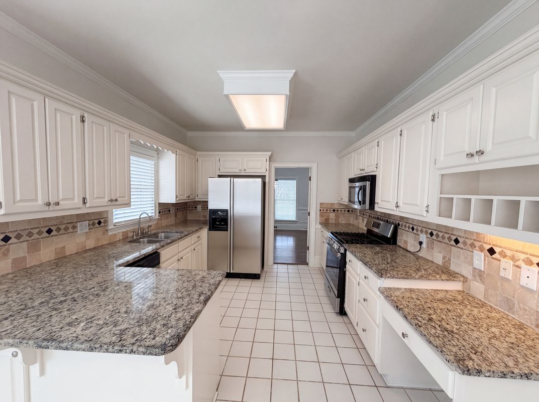 Property photo 2 of 4342 Trotters Way Dr