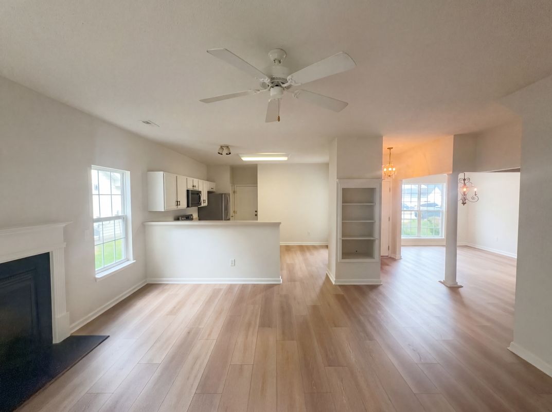 Property photo 3 of 2855 Mossy Meadow Dr