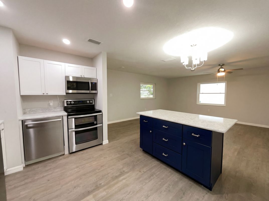 Property photo 2 of 806 Wedgewood Dr