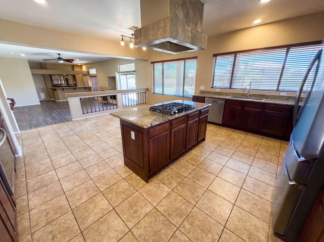 Photo 14 of 41 of 9625 W Oberlin Way, Peoria, AZ