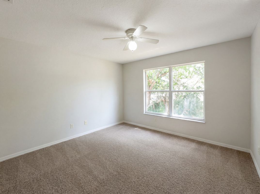Photo 16 of 24 of 1021 Dekleva Dr, Apopka, FL