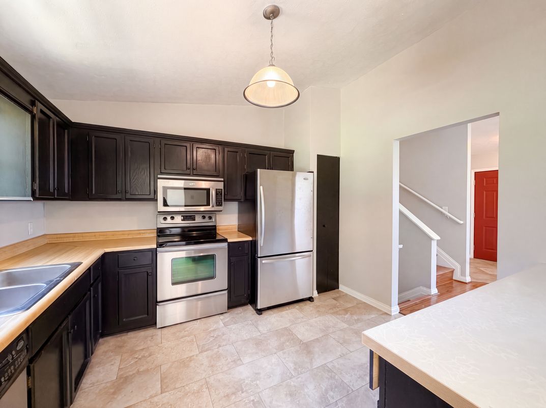 Property photo 2 of 5569 Partridge Cir