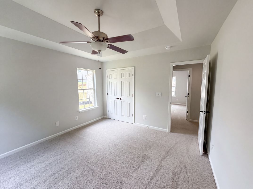 Photo 16 of 23 of 4024 Fifendrum Ln, Charlotte, NC