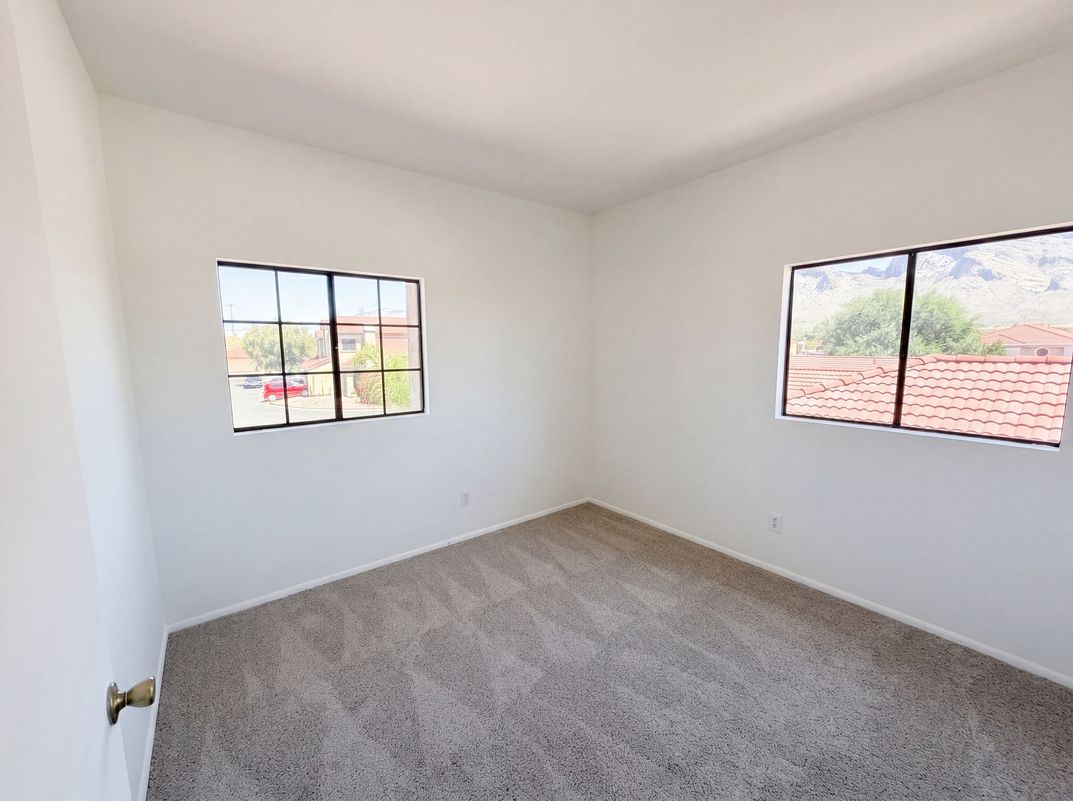Photo 13 of 21 of 642 W Cassidy Pl, Tucson, AZ
