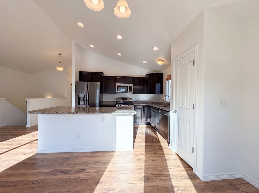 Photo 7 of 47 of 2403 Tabor St, Berthoud, CO