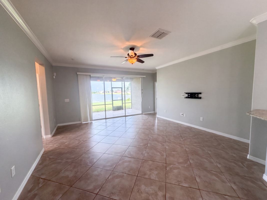 Property photo 3 of 626 Tanana Fall Dr