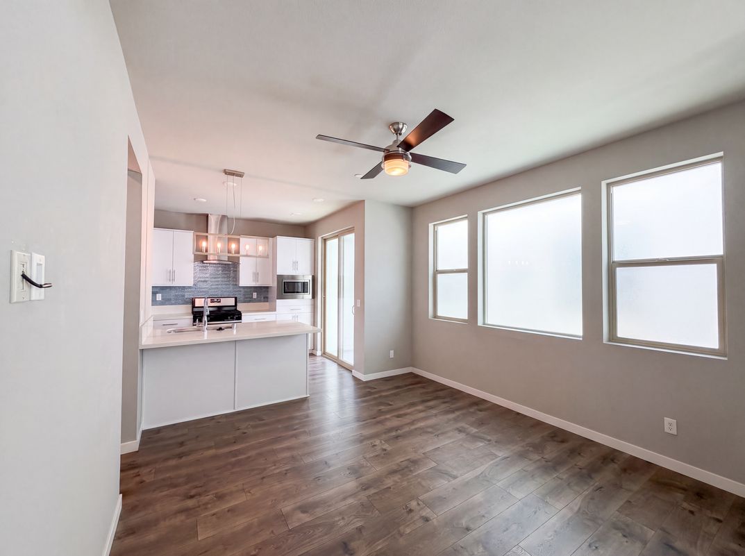 Property photo 3 of 434 Crate Ave