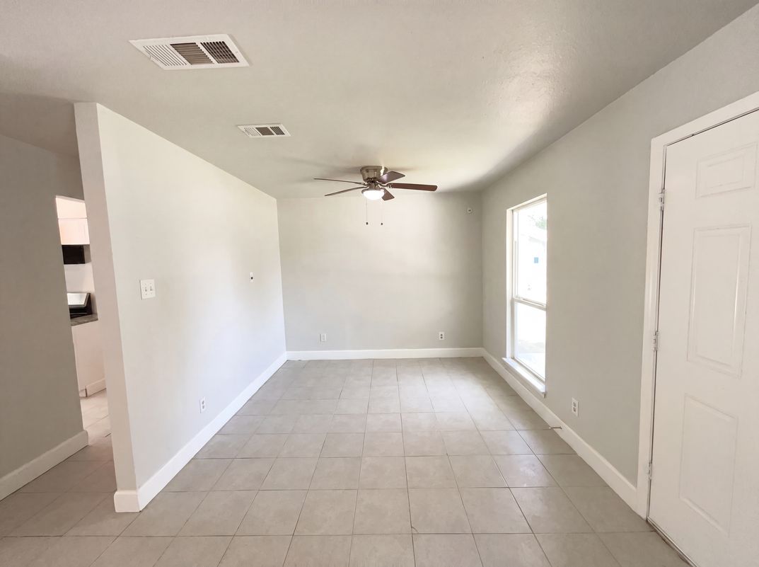 Property photo 3 of 7303 Havenbrook Dr